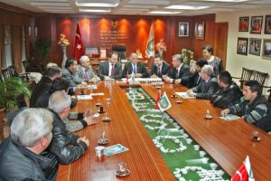 Pazarcılar yumurta satışının önlenmesine tepkili