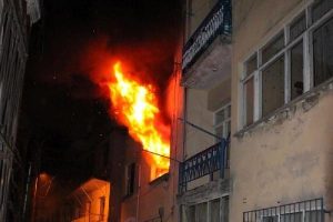 Zonguldak'ta korkutan yangın