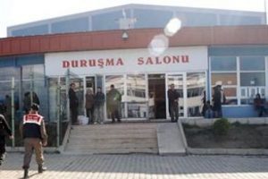 KCK davasının savunmasında operasyon firesi