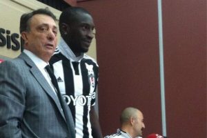 Niang imzayı attı! Forma numarası...
