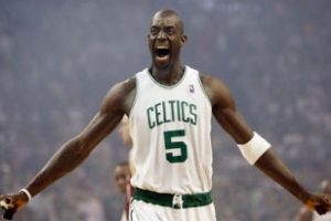 Clippers Garnett'a kancayı taktı