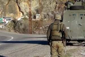 Mehmetçik kaçan PKK'lıların izini sürüyor