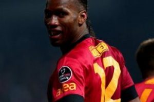 Aslan Schalke için hazır