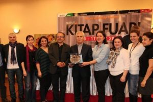 Türkiye'nin ilk Şiir Kütüphanesi Kitap Fuarı'nda