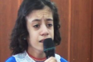Hıçkıra hıçkıra İstiklal Marşı okudu