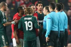 Cruyff: Ancak Cüneyt Çakır'ın annesi bilir