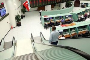 İMKB gün sonunda pes etti