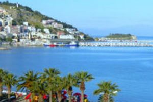 Kuşadası sezona hazırlanıyor