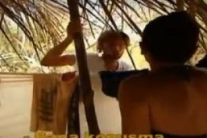 Survivor'da Mustafa Duygu'nun üzerine yürüdü