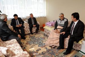 Dündar'dan vefa örneği