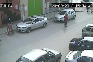 Bankadan kredi çeken esnafın parasını böyle çaldı