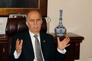''Bursa'da okul arsası bulmakta zorlanıyoruz''
