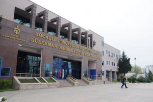 Kadınlar tuvaletinde gizli kamera şoku