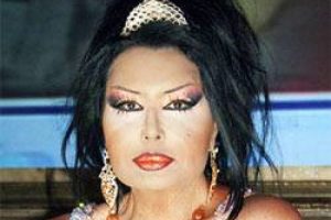 Bülent Ersoy sahnede çıldırdı!
