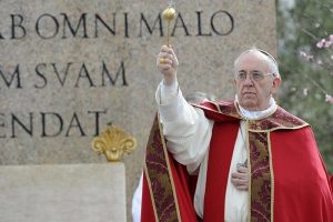 Papa'dan kilise eleştirisi