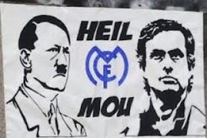 Mourinho'ya ilginç pankart: 'Heil Mou!'