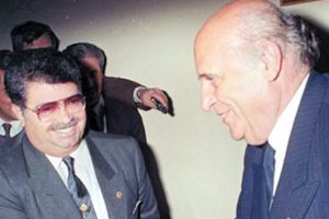 Demirel Özal'ı böyle tehdit etmiş
