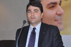 ''Çözüm demokrasiden geçiyor''