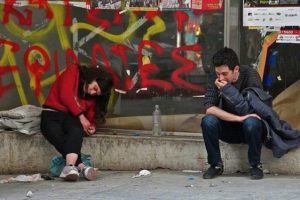 Komşuda sosyal hayat sıfır