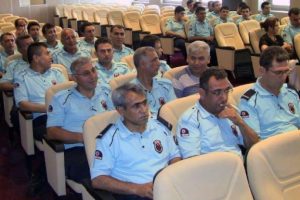 Gardiyanlara 'intihar' semineri