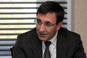 Bakan gelecekten umutlu