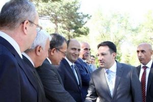 Dikkat Sayın Valimiz geliyor!