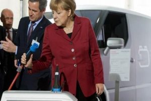 Almanya'nın gündemi elektrikli otomobil