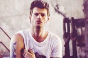 Kıvanç Tatlıtuğ'un yeni dizisi belli oldu