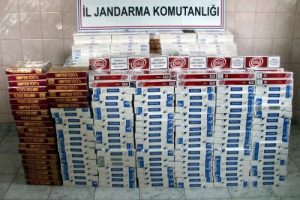 Polisten kaçakçılara darbe