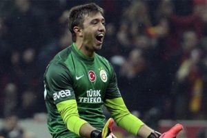''Messi ile aynı takımda olmak isterdim''