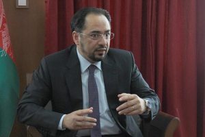 Babasını öldüren Taliban'la müzakere ediyor