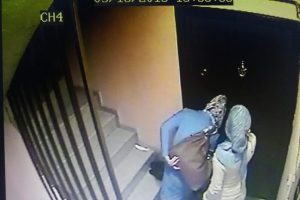 Soygun anı kameralara takıldı