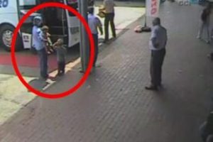 Acılı babanın gözyaşları