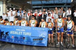 Çözüm sürecine destek için pedal çevirdiler