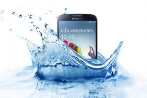 Su geçirmez Samsung Galaxy S4
