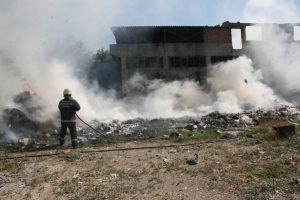 Bursa'da tabakhanelerde çıkan yangın korkuttu
