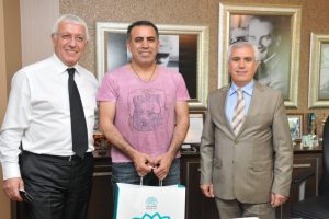 Haluk Levent'ten Bozbey'e ziyaret