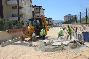 Osmangazi'de yol çalışmaları tam gaz
