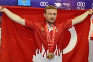 İlk madalyalarımız halterden geldi!