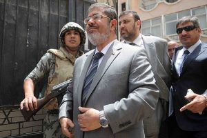 Mursi ev hapsinde tutulacak