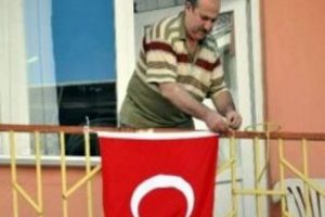 AK Parti'den '8.5 milyon bayrak' genelgesi!
