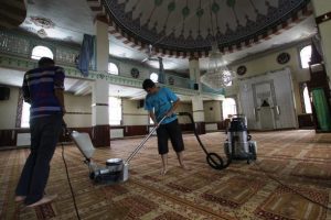 Camilerde Ramazan hazırlıkları yapıldı