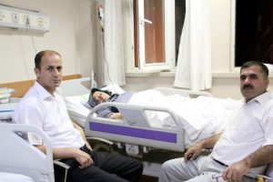 Yaralı şehit annesine ziyaret