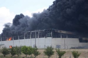 Çorlu'da fabrika yangını