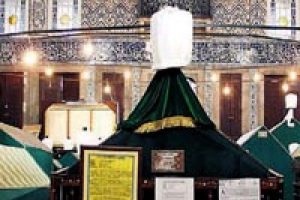 Eyüp Sultan Türbesi ramazana yetişmiyor