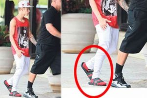Kırmızı çoraplı Bieber!