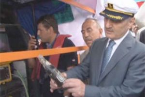 Denizden çıkanlar Bayraktar'ı şaşırttı