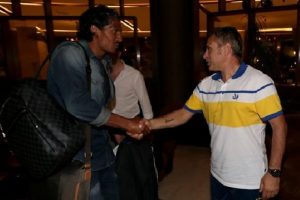 Alves, kampa katıldı