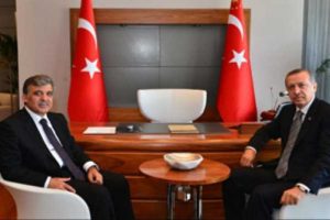 Abdullah Gül'den ameliyat sonrası ilk fotoğraf