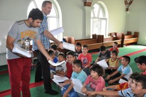 Haydi çocuklar camiden spora